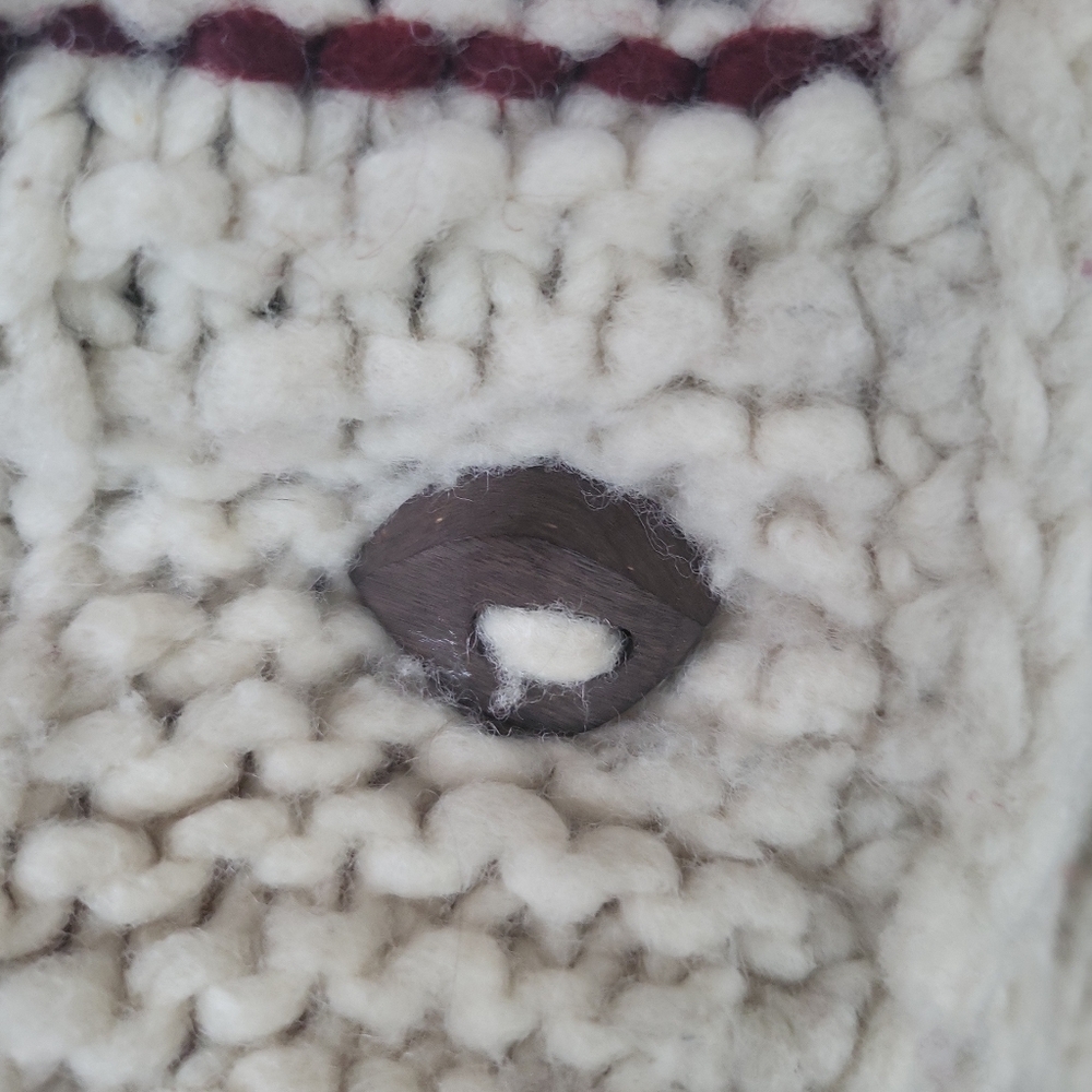 Vintage Worlds Apart Chunky Hand Knit Wool Cropped Cardigan Sweater Size M - Picture 10 of 11